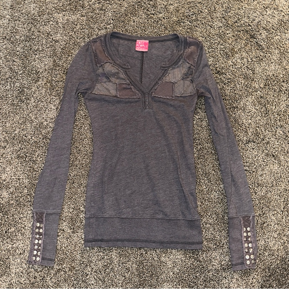 💕 Moving Sale! 💕 
Free people long sleeve